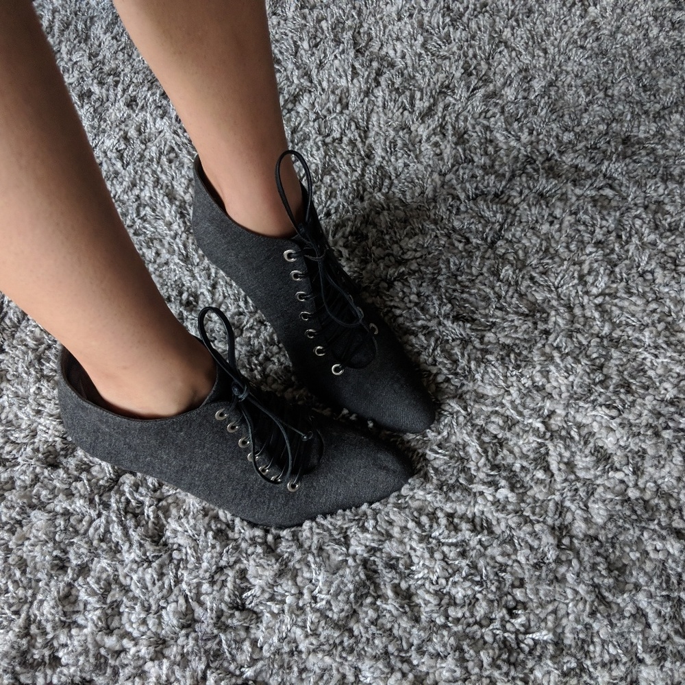 Manolo Blanik Ankle Booties
